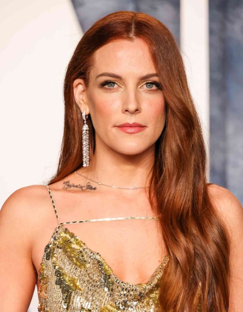 Bold vs Natural: The Hair Color Trends of 2024